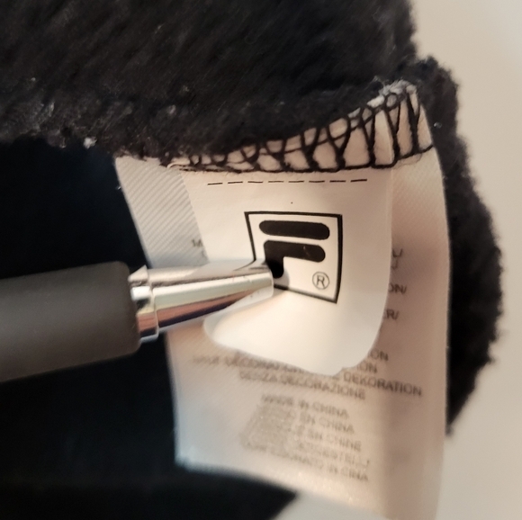 FILA Quarter Zip Women's Pullover - Picture 8 of 8